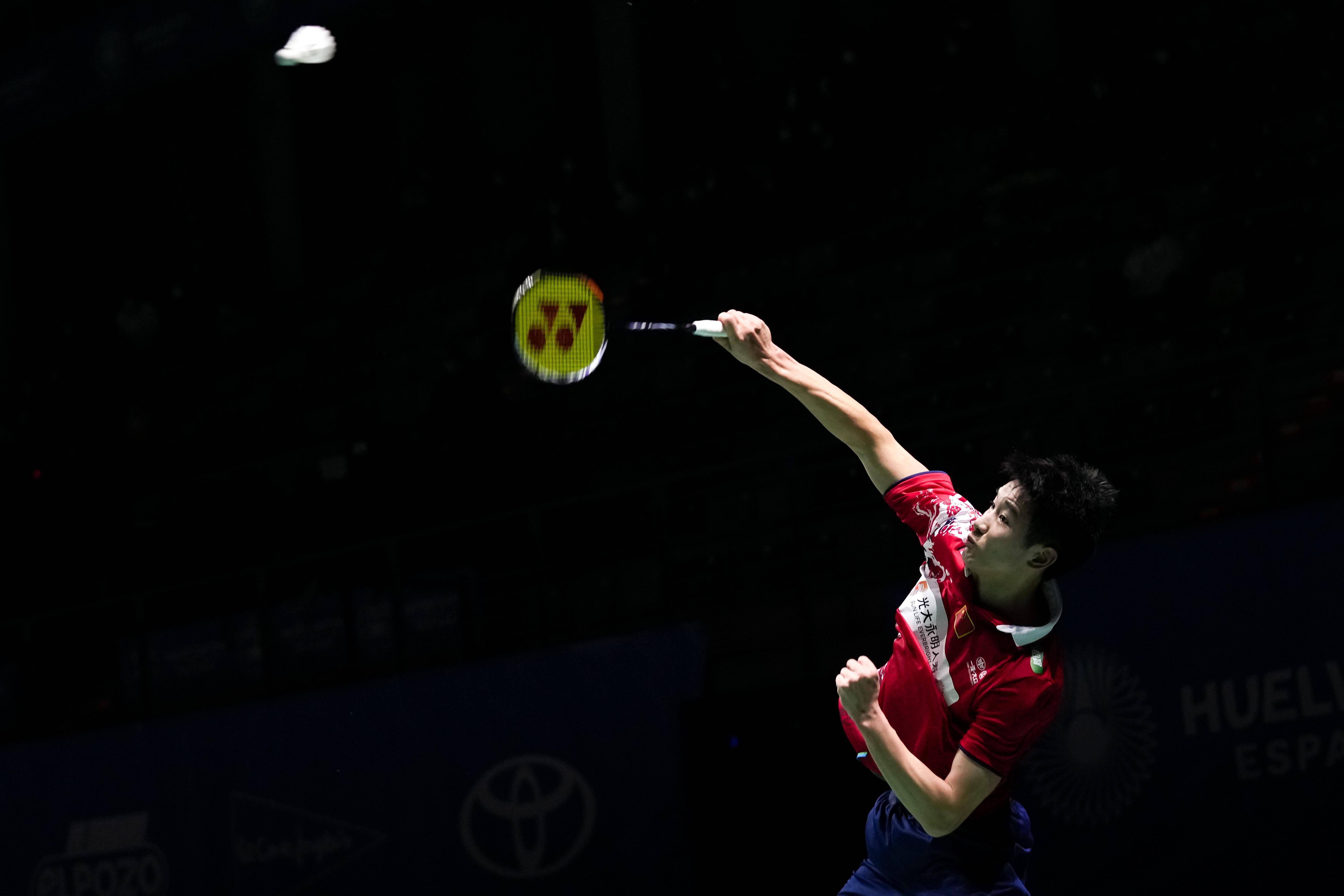 稳稳罚进！杜埃是首位代表法国参加点球大战的20岁以下球员.