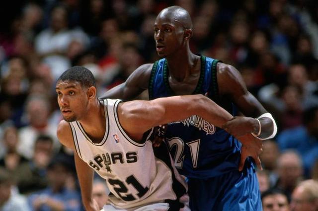 塔图姆35+14绿军擒公牛7连胜 活塞大胜步行者12：26.