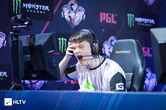 球员时必须 球员时必须