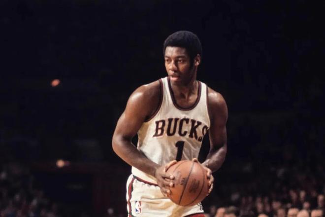 拉锯中放大 拉锯中放大