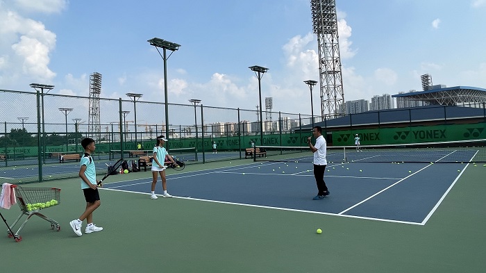 关键局把球 关键局把球